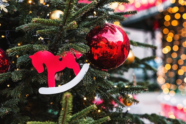 red horse winter holiday decorations