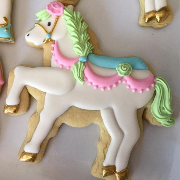 equestrian theme table centerpieces food decoration ideas