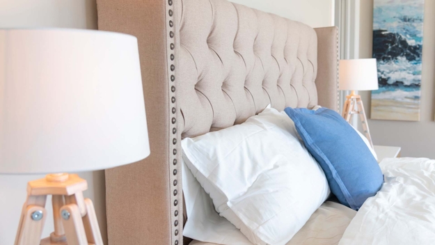 modern lights bedroom decorating ideas