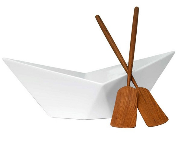 boat plate and paddles