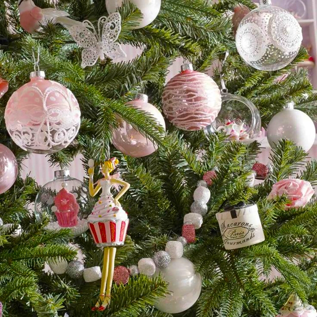 pink color winter holiday decor ideas