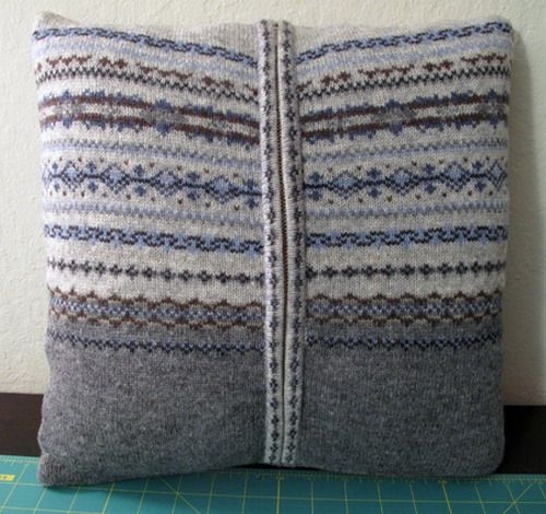 recycled crafts knitted pillow designs