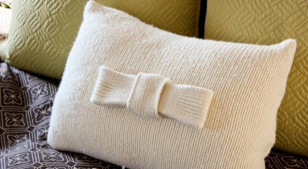 recycled crafts knitted pillow designs