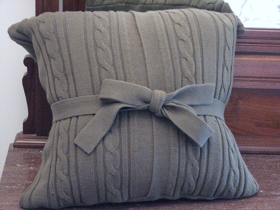 recycled crafts knitted pillow designs