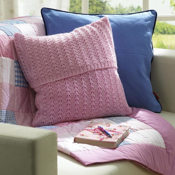 recycled crafts knitted pillow designs