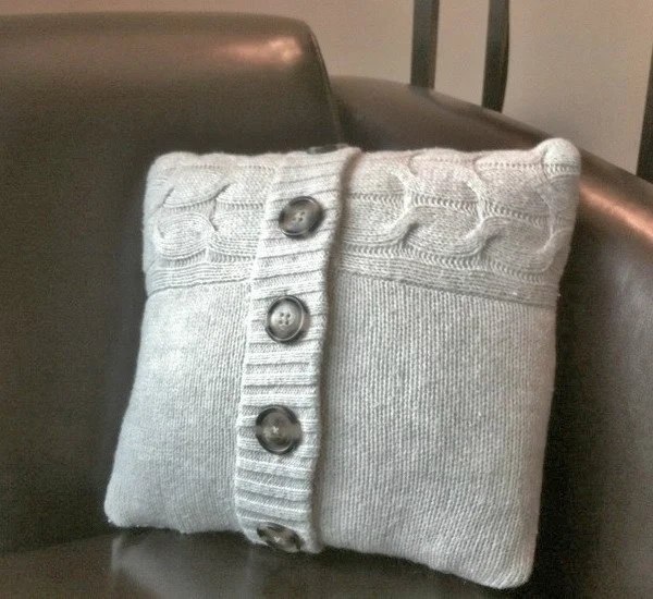 recycled crafts knitted pillow designs