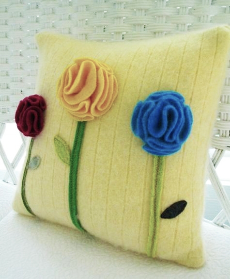 recycled crafts knitted pillow designs