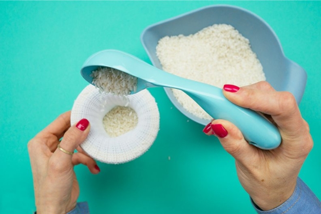 how to reuse recycle socks snowman holiday decorations