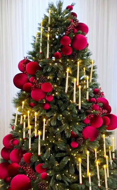 holiday tree decorating red color candles