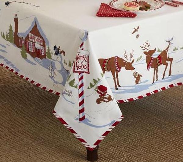 red accents classic christmas decorating ideas