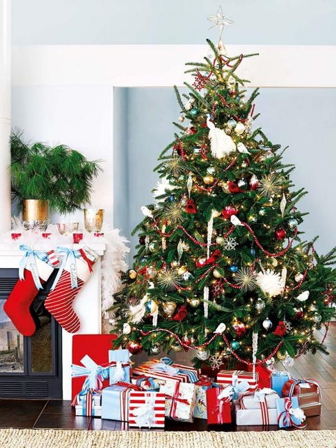 winter holiday decorations fireplace decorating