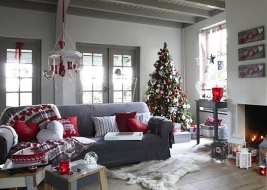 winter holiday home decorating ideas red green colors