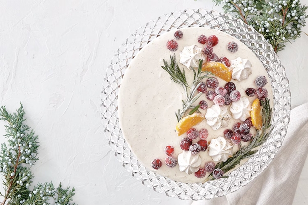 cake decoration fruits berries