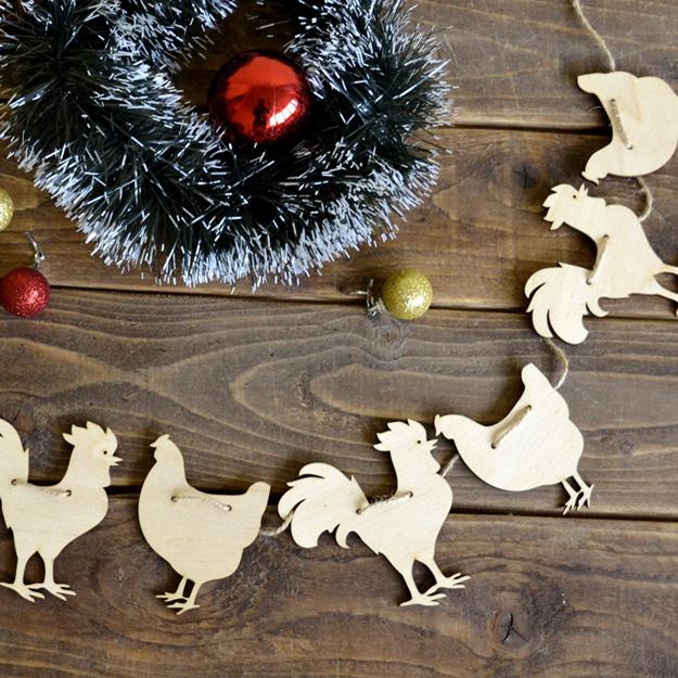 woodcraft winter holiday decorations