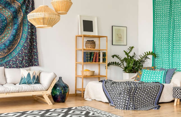 vibrant accents modern room decorating