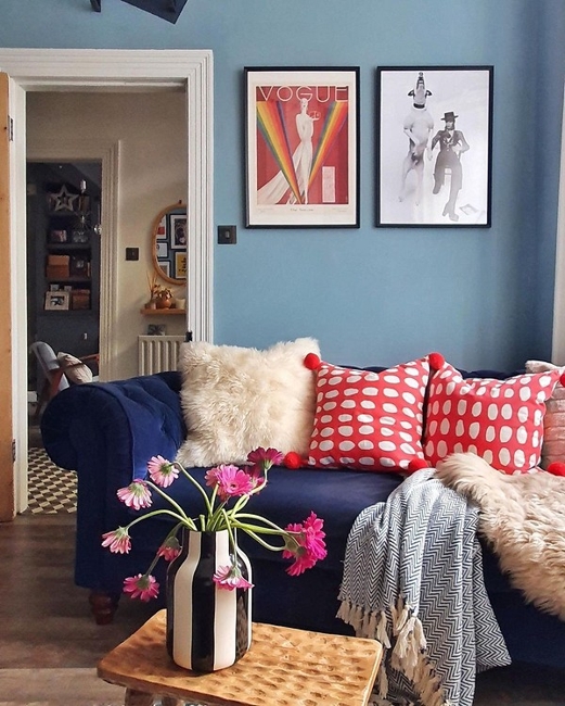 vibrant accents modern room decorating