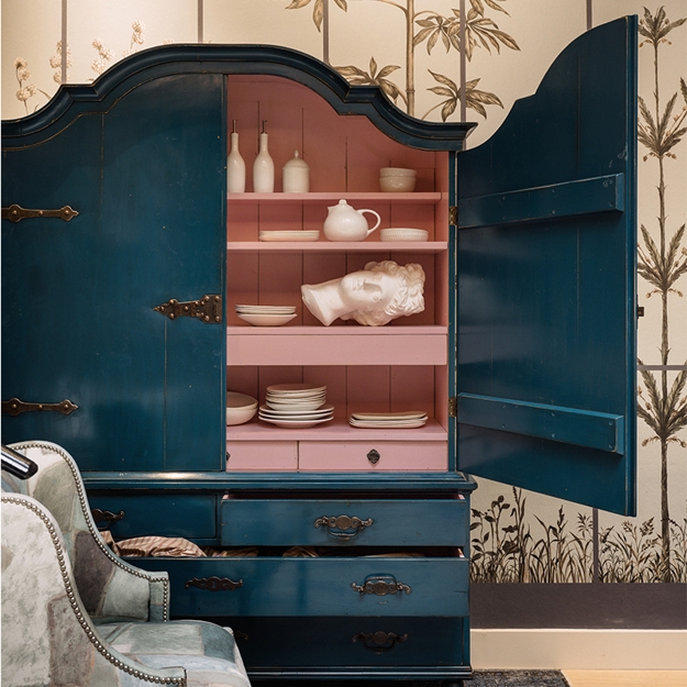 french interior design upholstered furniture