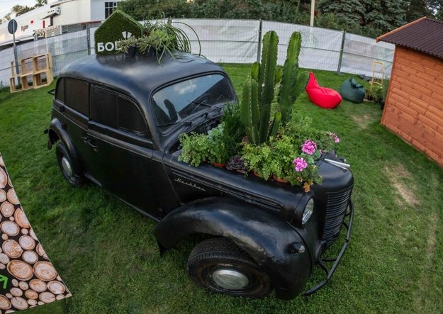 diy art recycled crafts vintage cars