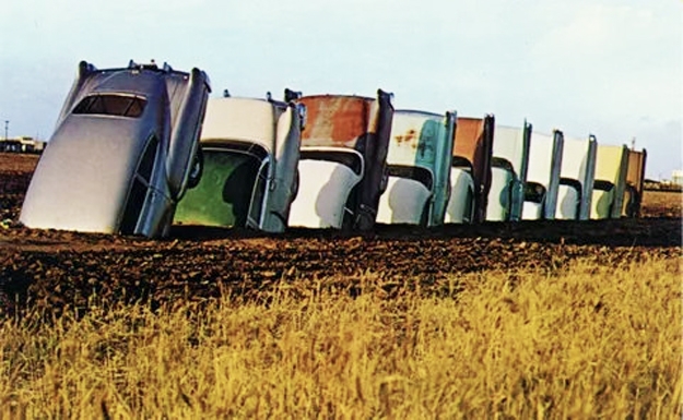 cadillac rancho outdoor art