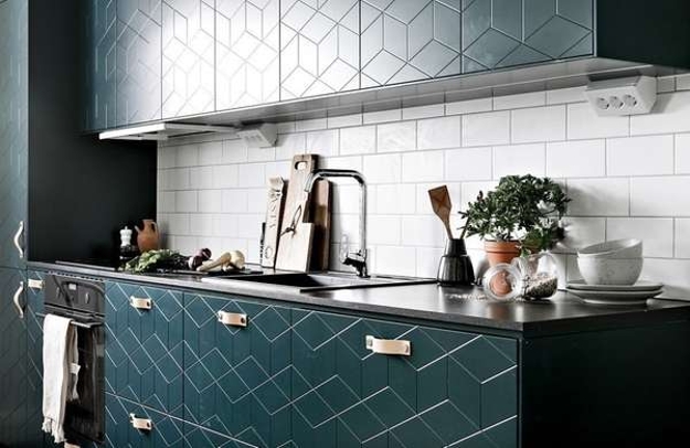 small kitchens storage organization