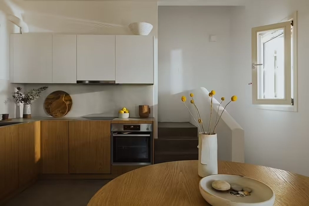 small kitchens storage organization