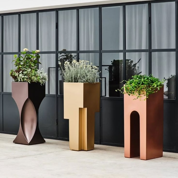 sculptural planters artistic contemporary design