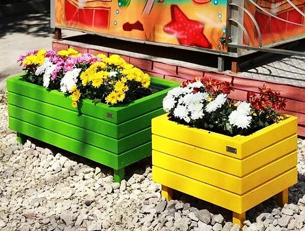 contemporary planters greenery flowering plants yard decorations