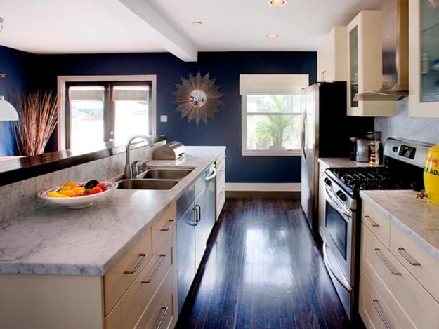 deep blue kitchen color