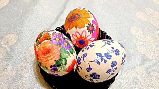 easter eggs decoupage decorating