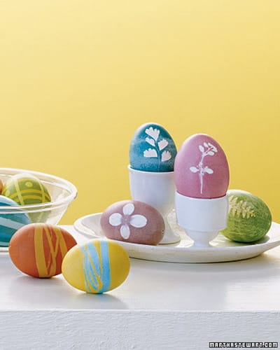 eco friendly easter ideas naturally dyed eggs