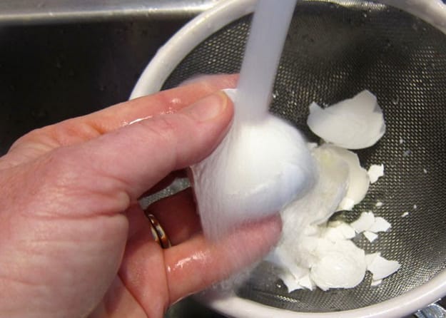 removing eggshells from hard boiled eggs