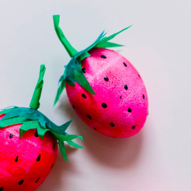 how make strawberry egg decorations