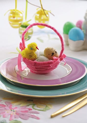 spring holiday baskets ester eggs decorations