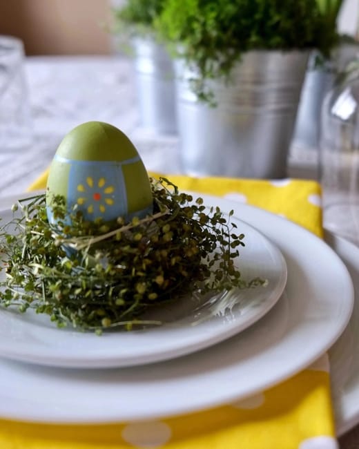 spring holiday table centerpieces