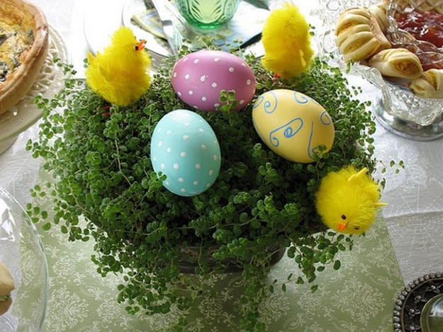 spring holiday table centerpieces