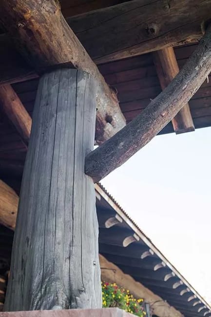 custom log home frame