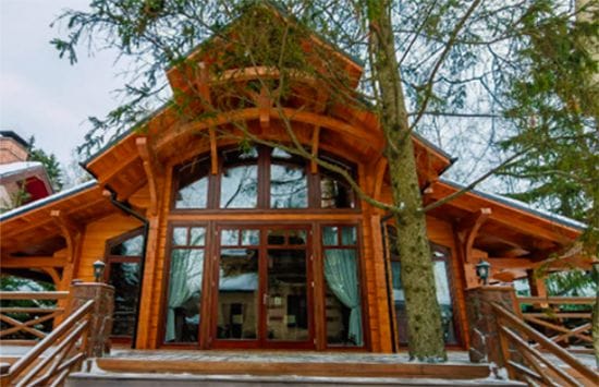 log houses large windows