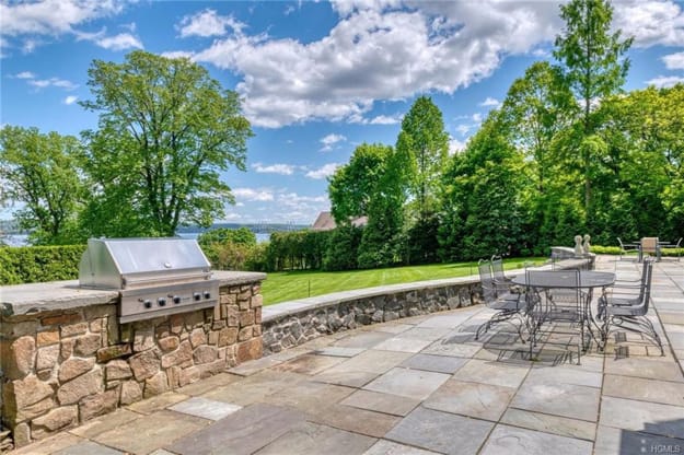 bbq area yard landscaping