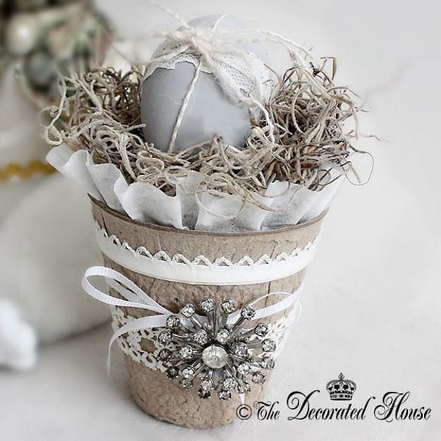 handmade spring holiday decorations