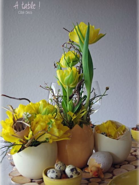 creative bright spring holiday table decorating